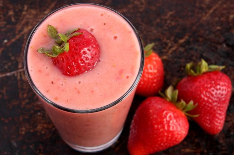Protein-Shake mit Erdbeeren