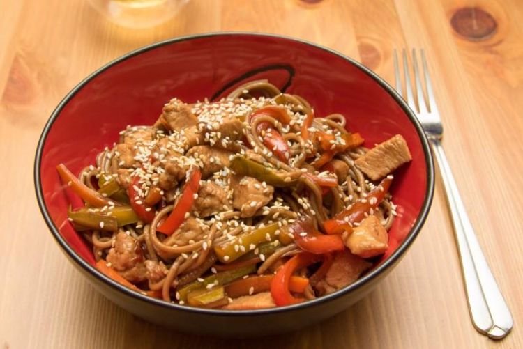 Soba with Chicken and Vegetables