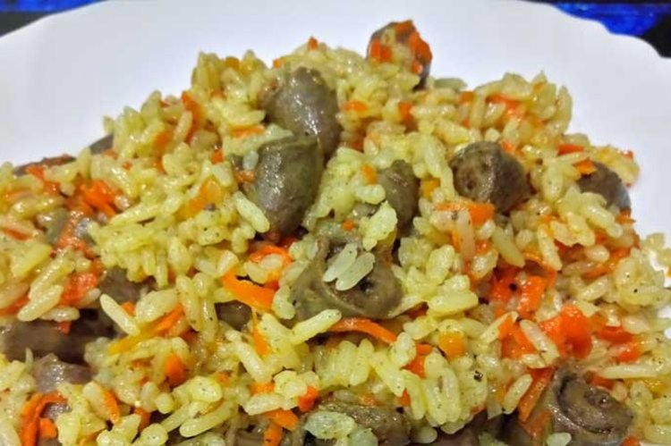 Corazones de pollo con arroz