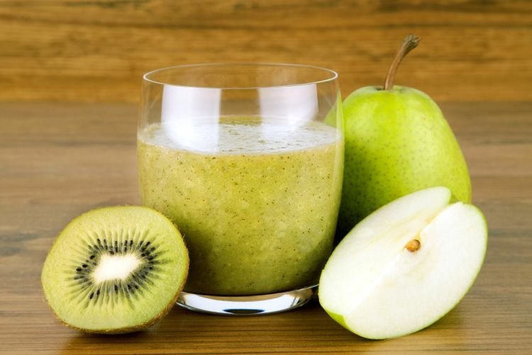Kiwi and Pear Smoothie