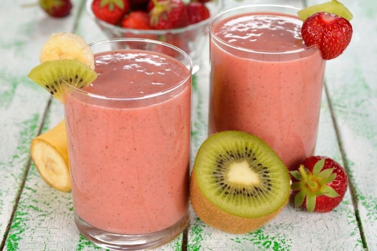 Kiwi and Orange Smoothie