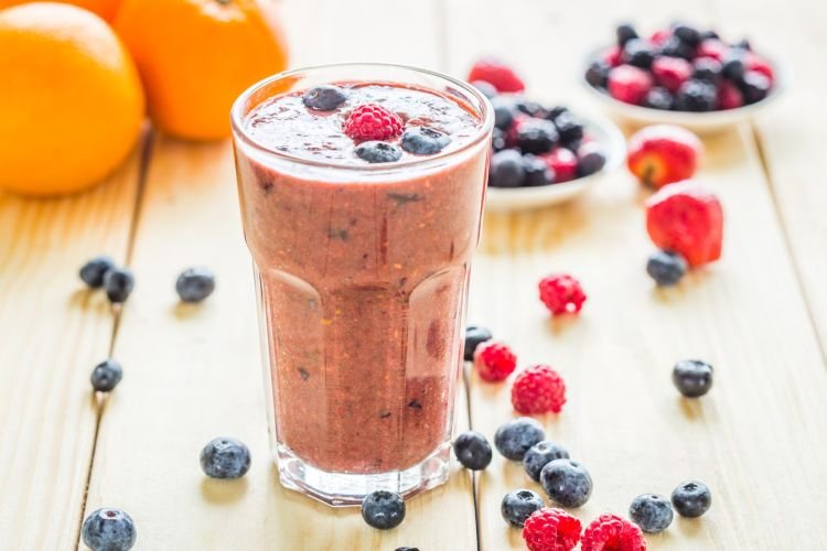 Kiwi, Raspberry, and Blueberry Smoothie