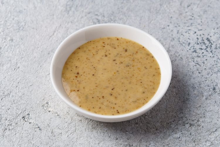 Salsa de nueces para hamburguesa