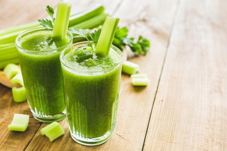Celery Smoothie with Oats