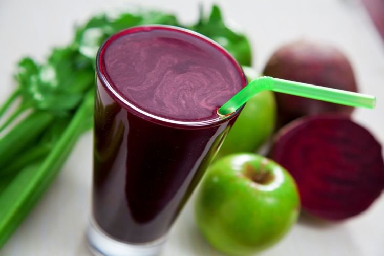 Celery and Beetroot Smoothie
