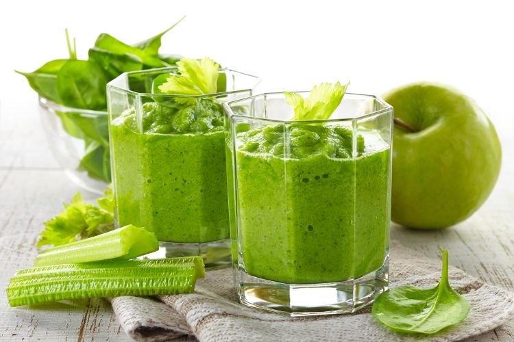 Celery and Feijoa Smoothie
