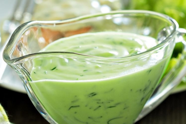 Sahnesauce mit Kräutern
