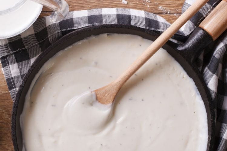 Sahnesauce zu Truthahn