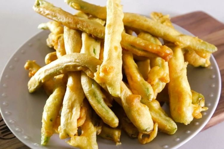 Spargel in Eierteig