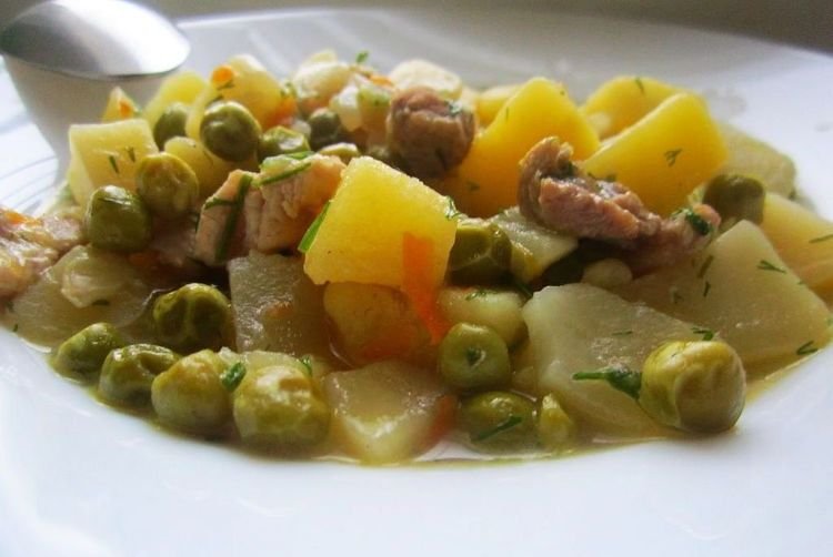 Japanisches Kartoffelragout