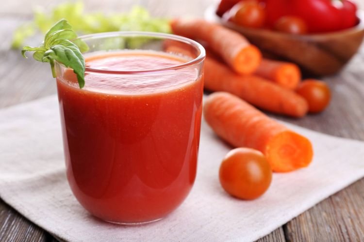 Tomato Smoothie with Cauliflower