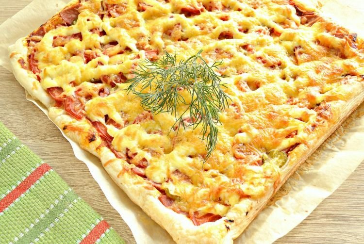 Pizza with Sausage and Pickled Cucumbers