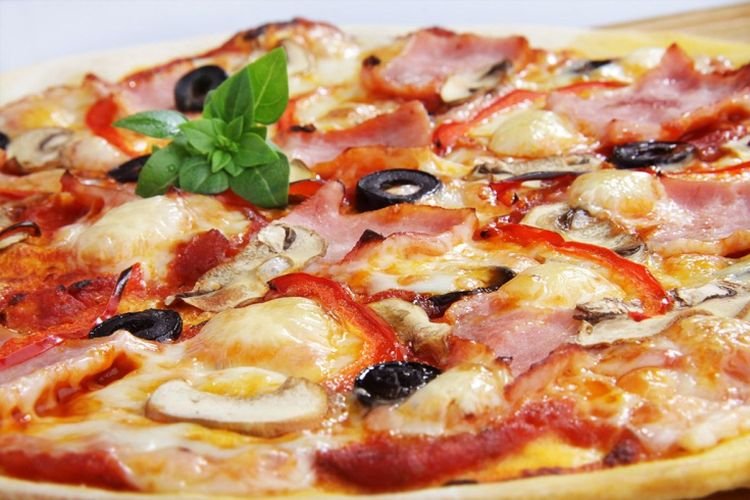 Pizza with Ham and Mushrooms