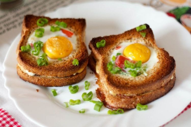 Sausage and Fried Egg Sandwiches