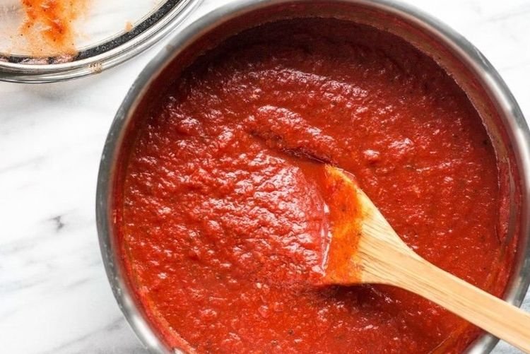 Salsa de tomate con vino tinto