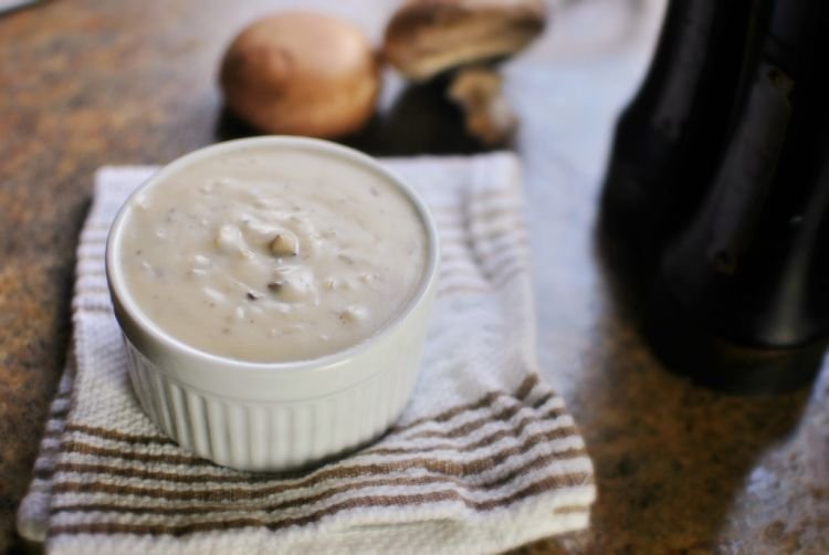 Salsa de champiñones para pizza