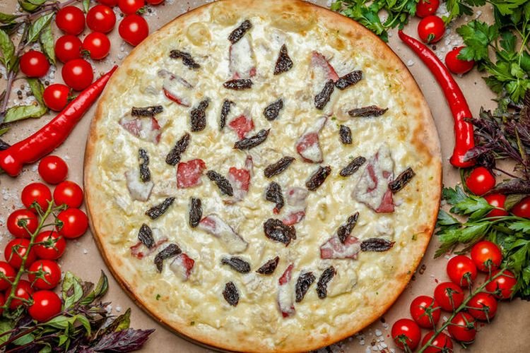 Chicken and Prune Pizza