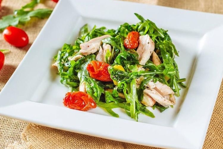 Chicken, Sun-Dried Tomato, and Olive Salad
