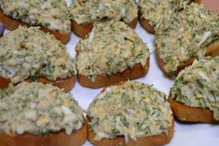 Cod Liver and Herb Sandwiches
