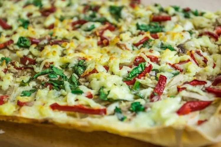 Lavash Pizza with Vegetables