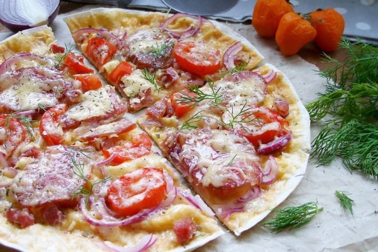 Layered Lavash Pizza in a Frying Pan
