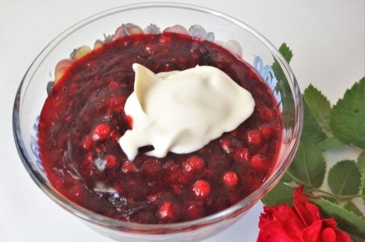 Beerenpudding
