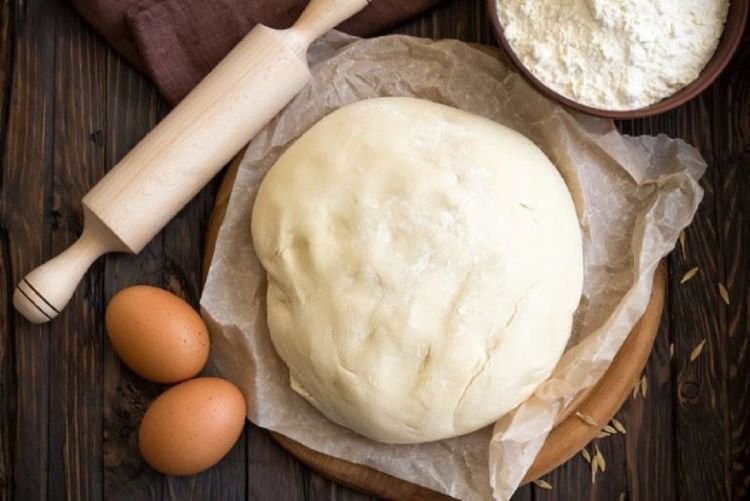 Tschebureki-Teig mit Reismehl