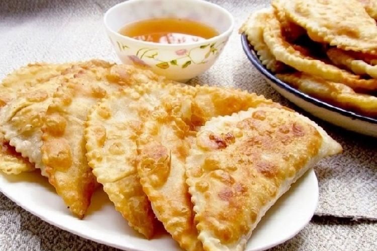 Usbekische Tschebureki