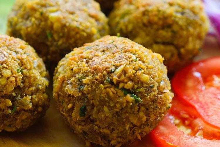 Falafel aus Nüssen