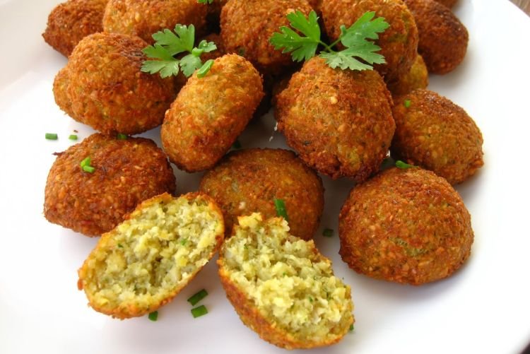 Falafel mit Zucchini