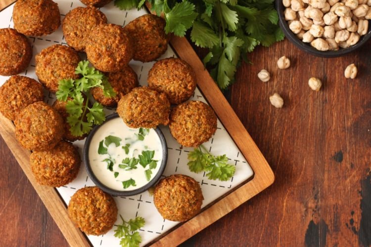 Falafel mit Gemüse