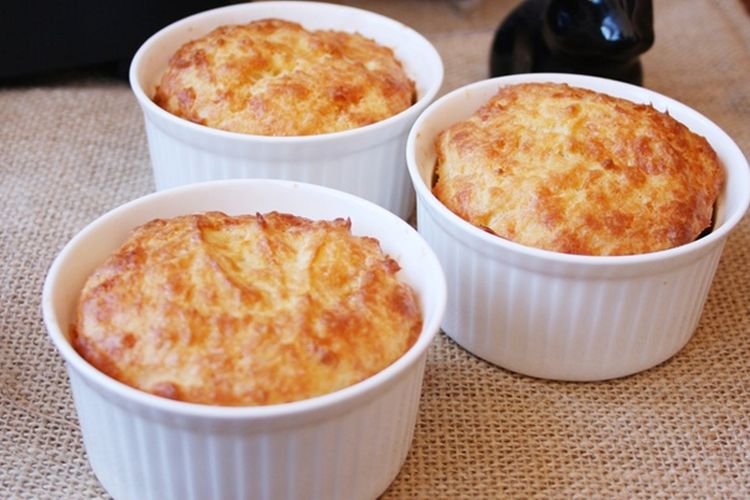 Fleischsoufflé mit Tomaten