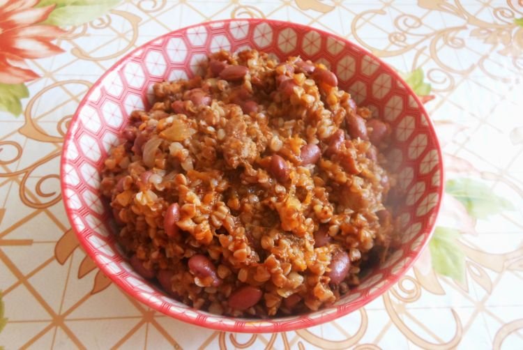 Buckwheat with Stewed Meat and Beans