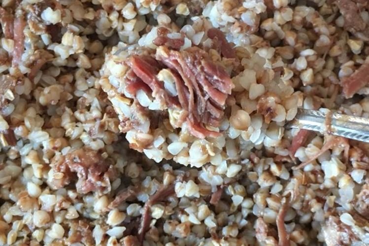 Buckwheat with Stewed Meat and Cheese