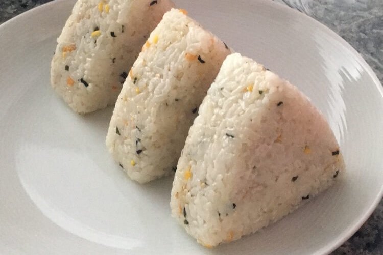 Onigiri mit Seetang