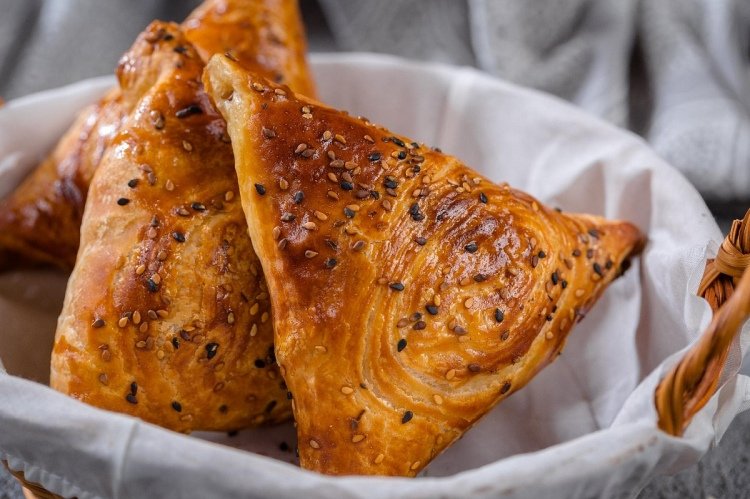 Samosa with Cabbage