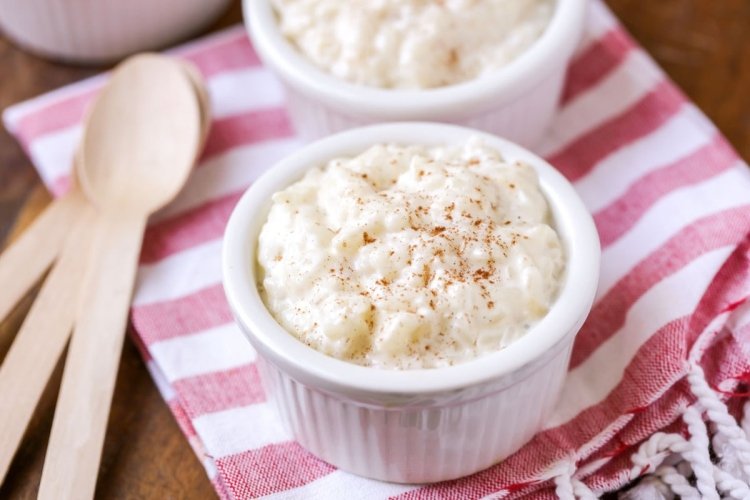 Milchreispudding mit Ananas