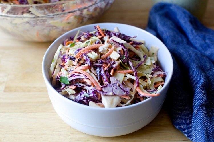 Coleslaw mit Gurken