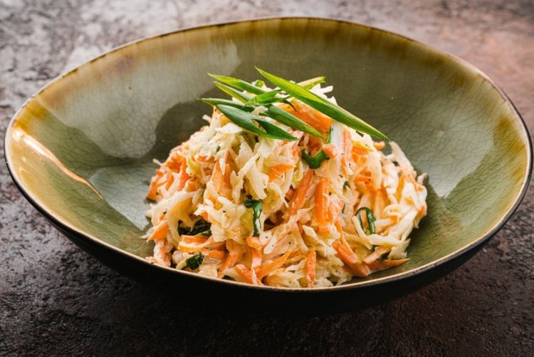 Coleslaw mit Zitronensaft