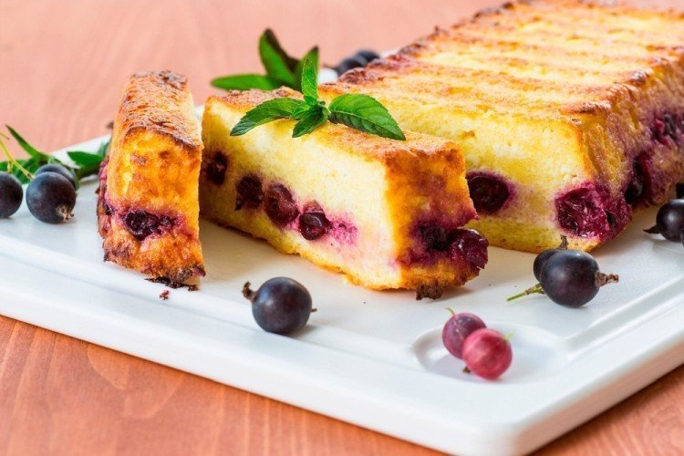 Auflauf mit Beeren