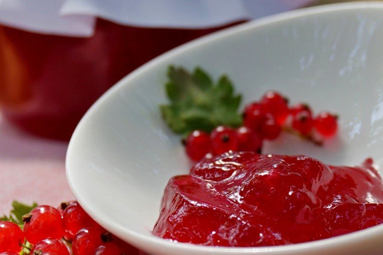 Redcurrant Jelly without Water