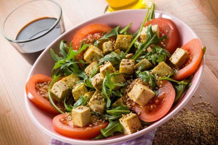 Vegetable Salad with Tofu