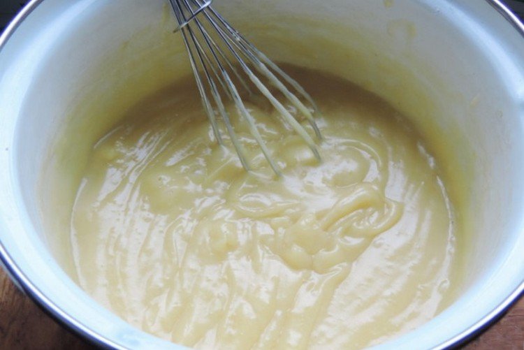 Custard with Sour Cream for Napoleon Cake