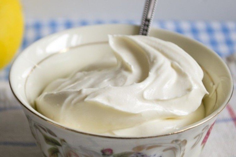 Sour Cream Cream Cheese for Cake