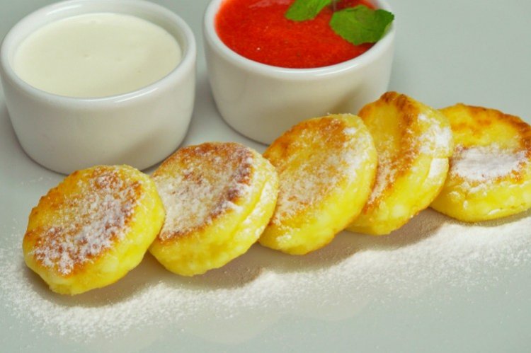 Healthy Syrniki with Corn Starch