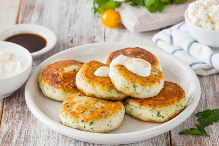 Healthy Syrniki with Herbs