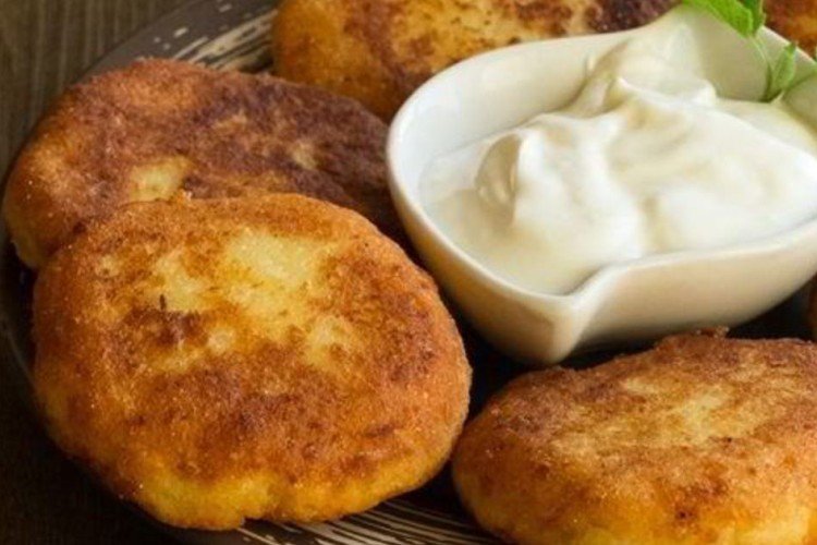 Healthy Syrniki with Feta Cheese