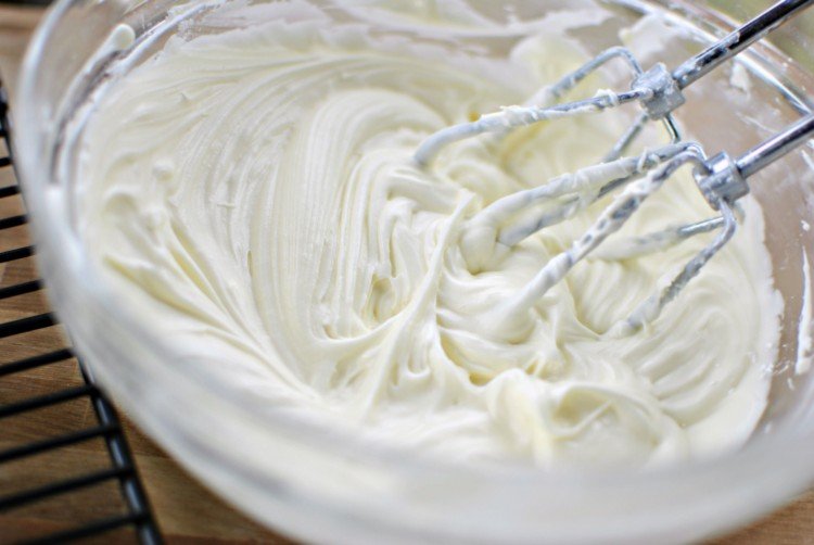 Cottage Cheese Frosting with Gelatin