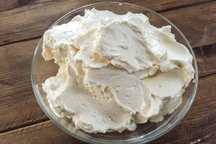 Cottage Cheese Frosting with Eggs