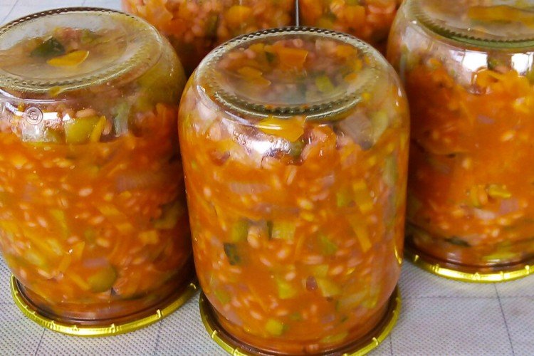 Rassolnik with Tomato Paste for Winter